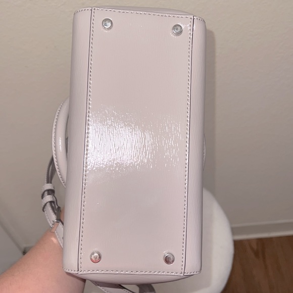 ♠️ Authentic Kate Spade purse with strap!♠️ - Picture 6 of 7